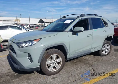 2021 Toyota Rav4 Xle из США, поврежденный, VIN 2T3W1RFV9MW166744